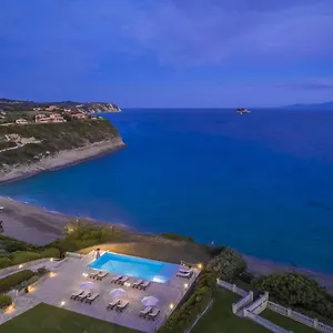 Villa The Seasons, Svoronata